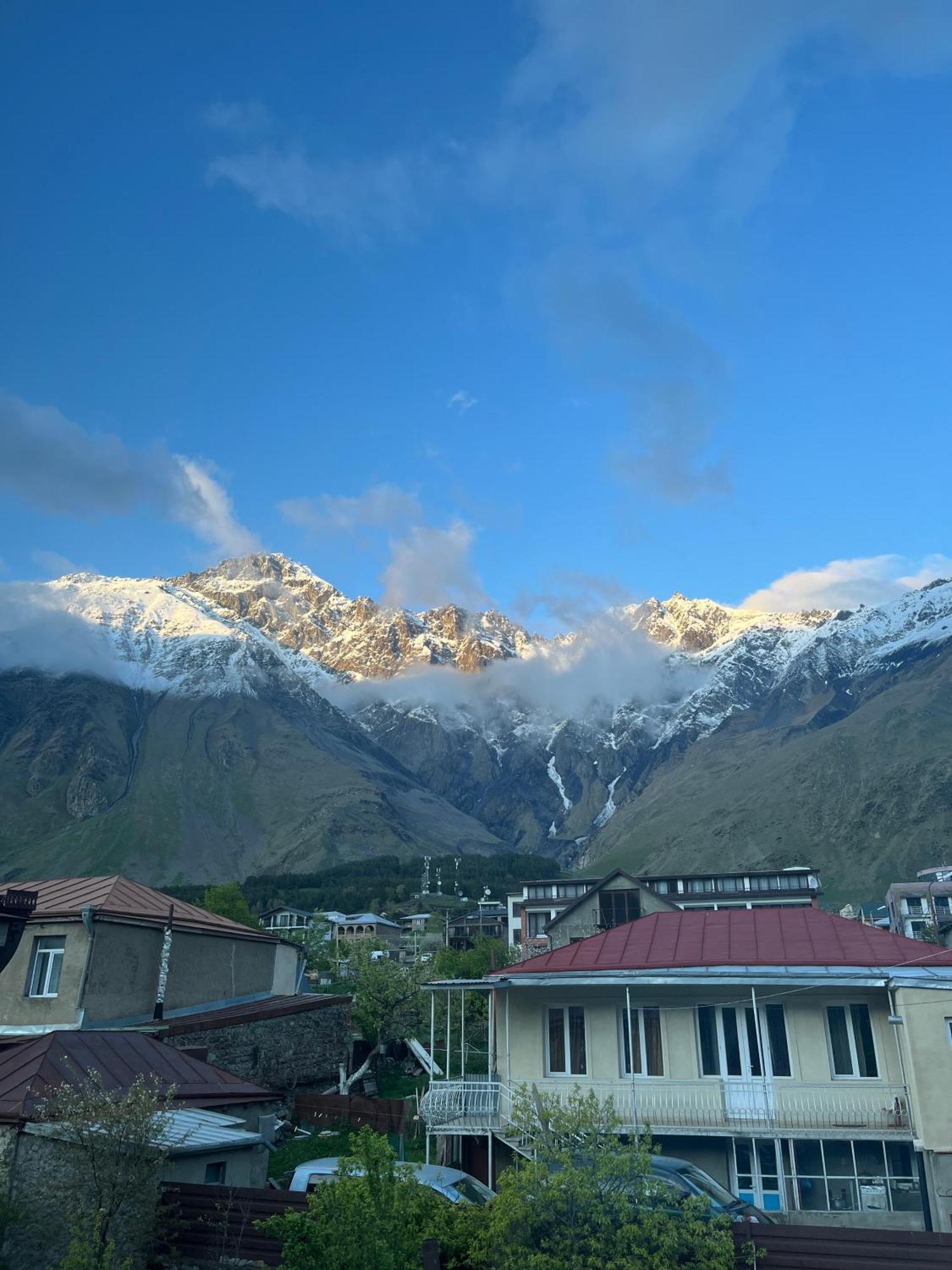 Guest House Misho Kazbegi Εξωτερικό φωτογραφία